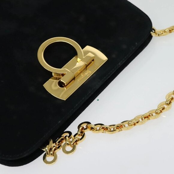Salvatore Ferragamo Gancini Chain Shoulder Bag Suede Black Gold Auth 140965 - Picture 7 of 16